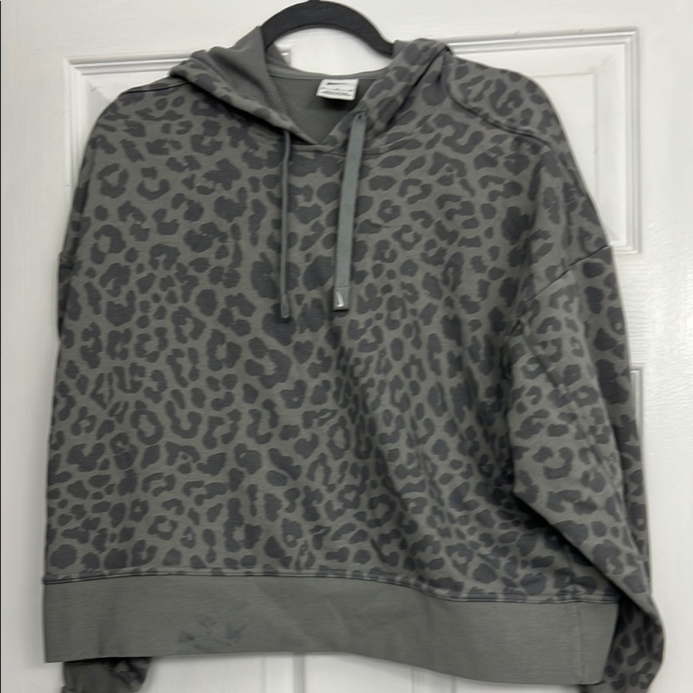 Nike Gray Leopard Print cropped hoody